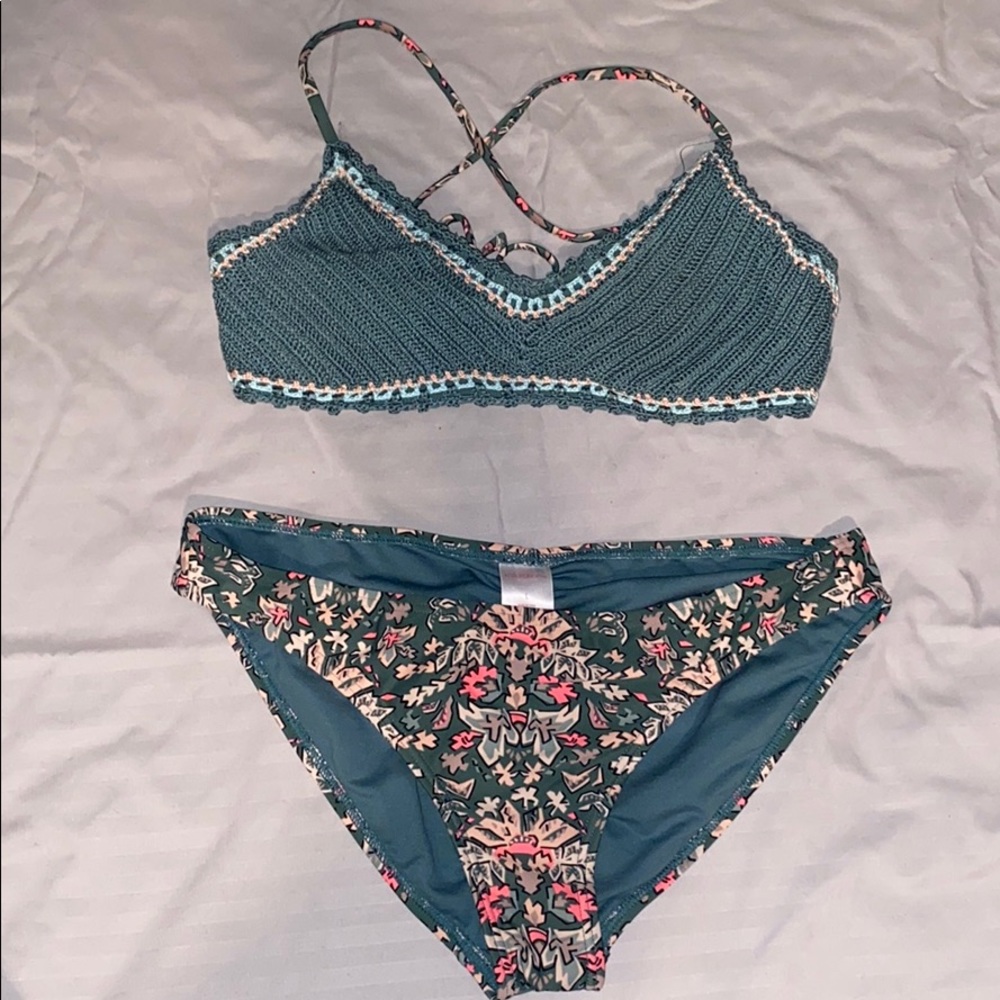 Xhilaration swim suit